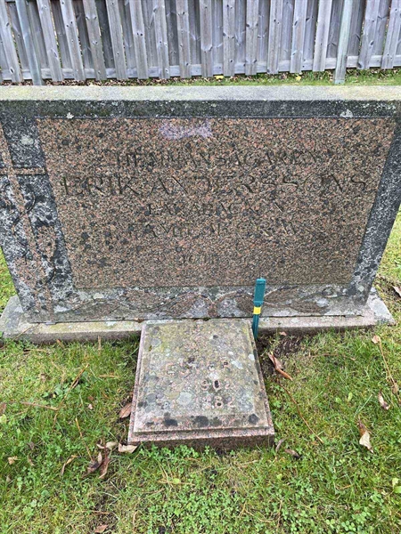 Gravnummer: 6 03     83, 84