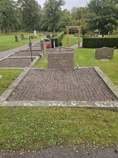Grave number: Fr 4   286-288