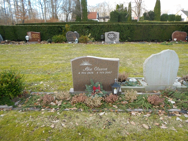 Grave number: NÅ N4    55, 56