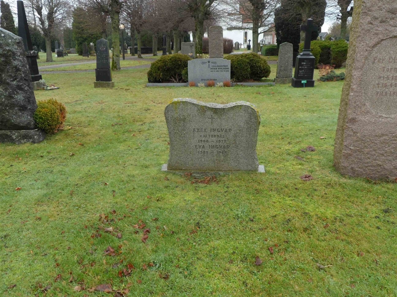 Grave number: 2 01   923