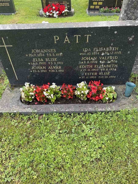 Gravnummer: N 4 3   376b