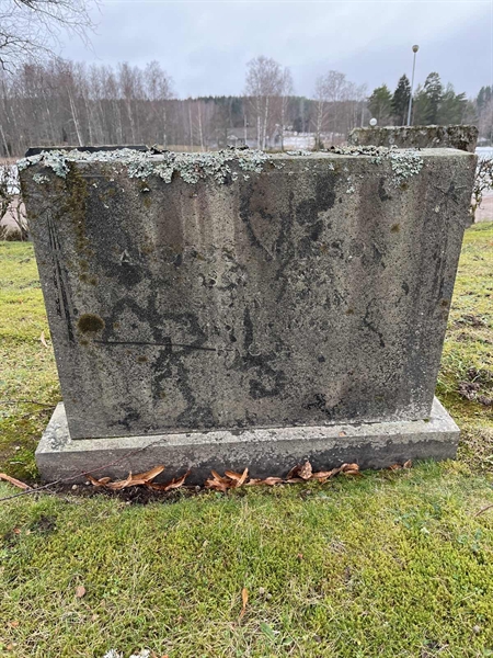 Grave number: Vårv Kv4 236+237