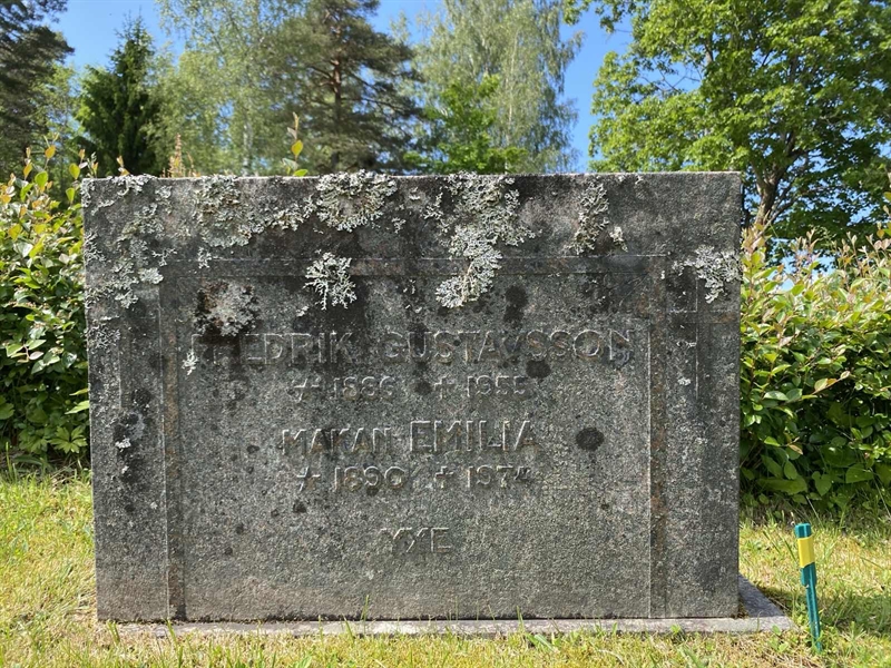 Hautatunnus: 1 07 146, 147