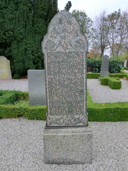 Grave number: ÄS 03    014A