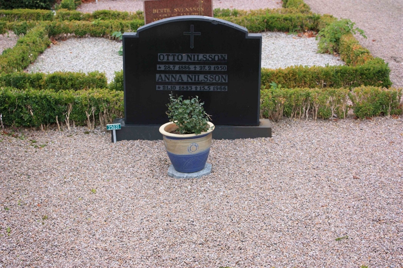 Grave number: Ö 25    53, 54