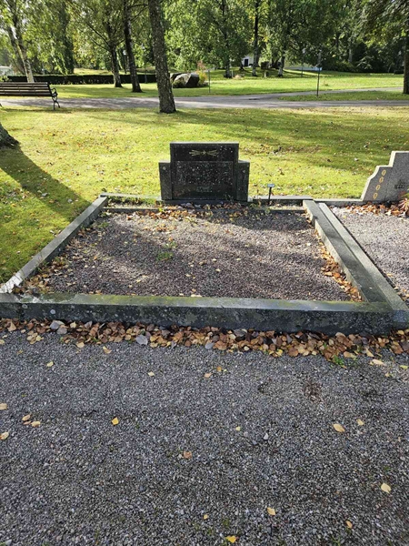 Hautatunnus: Fr 6   385-386