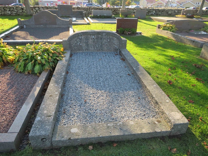 Grave number: 1 05  129