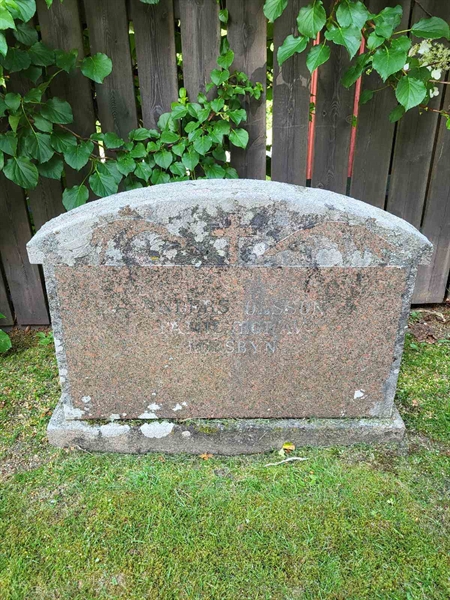 Grave number: Jä 01    85