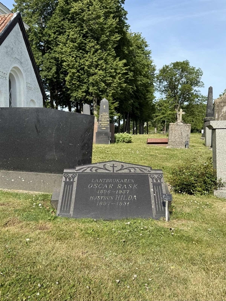 Grave number: FÅ A 154, 155