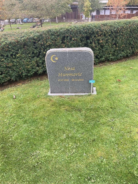 Hautatunnus: 1 3 M/Be     8