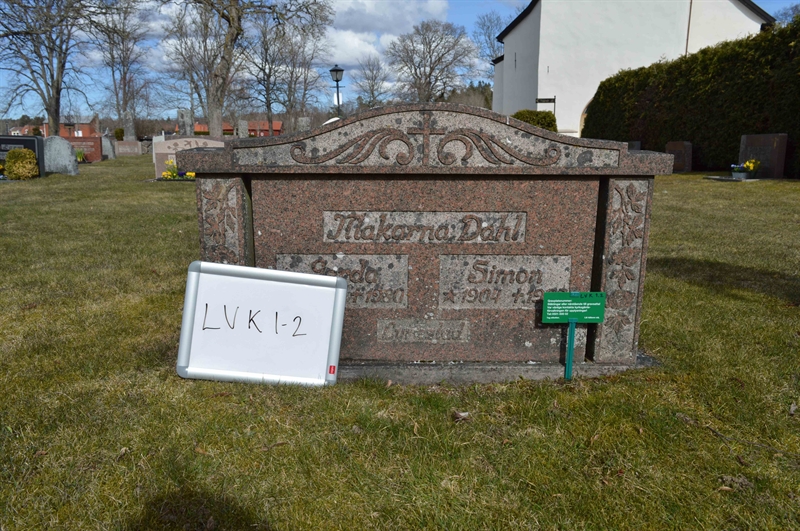 Grave number: LV K     1, 2