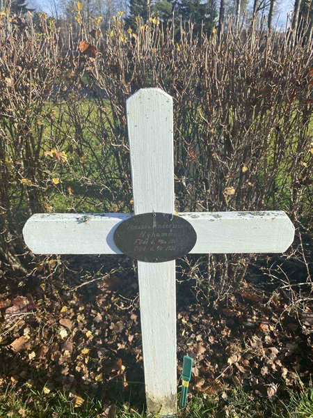 Gravnummer: 6 04    247