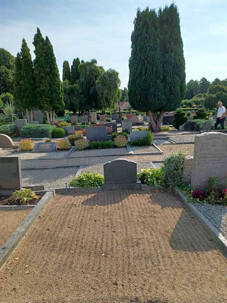 Grave number: OS K    71, 72