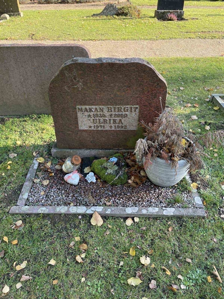 Grave number: VV 5   279
