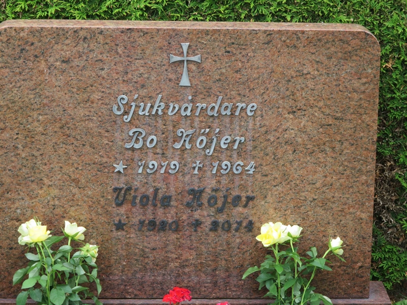 Grave number: HÖB 62     4