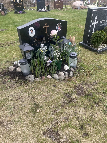 Grave number: 1 3 M/O 39