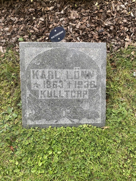 Grave number: 07 4 293