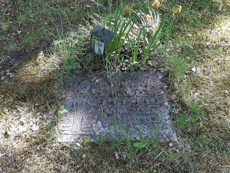 Grave number: KA 15   211