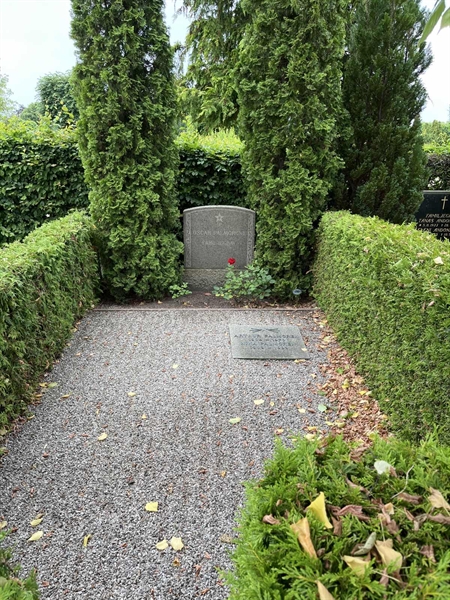Grave number: NK I    17