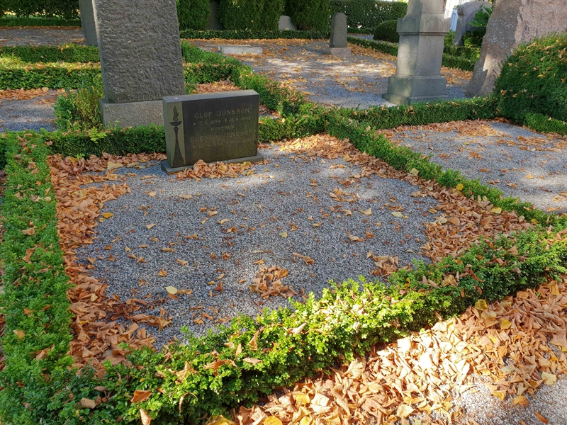 Grave number: LB D 086-087