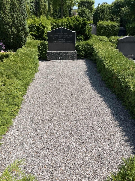Grave number: NK VII    44
