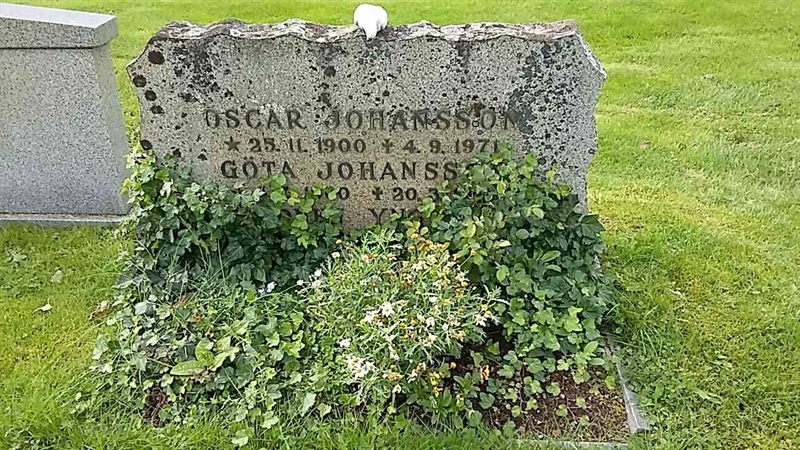 Grave number: 01 S    58, 59