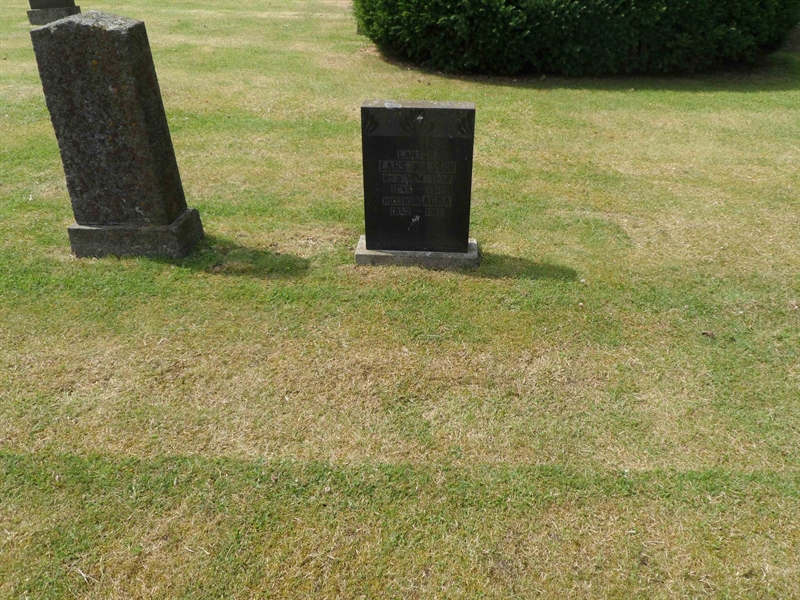 Grave number: ÖV B    30
