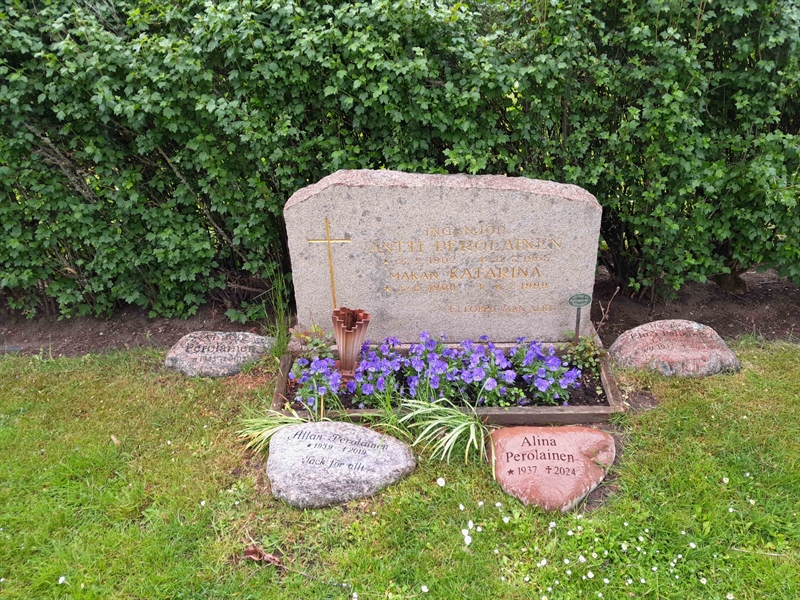 Gravnummer: ROG G  149, 150