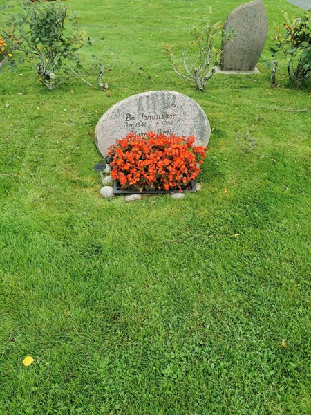 Grave number: F NYA  1762