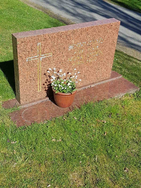 Grave number: 01  3585