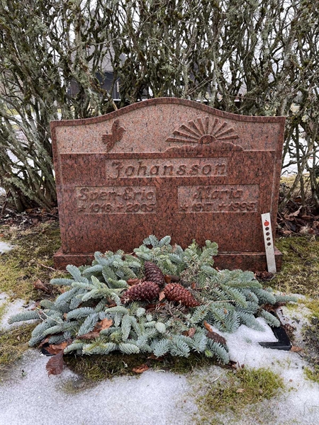 Hautatunnus: SJ L    27, 28