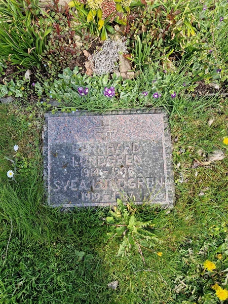 Grave number: 02 Q   29