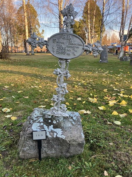 Hautatunnus: 2 B    24