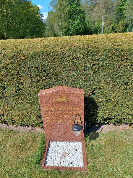 Hautatunnus: OS ÖK 682, 683