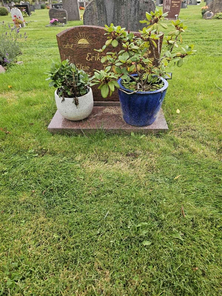 Hautatunnus: Fr 8   140