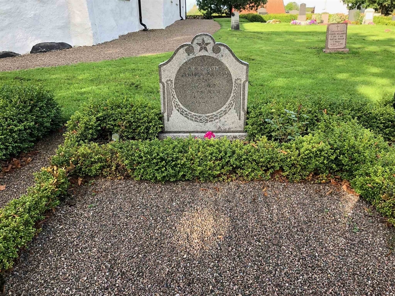 Grave number: SK 05    53, 54