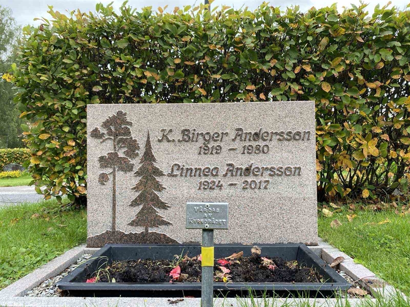 Grave number: 1 21      1, 2