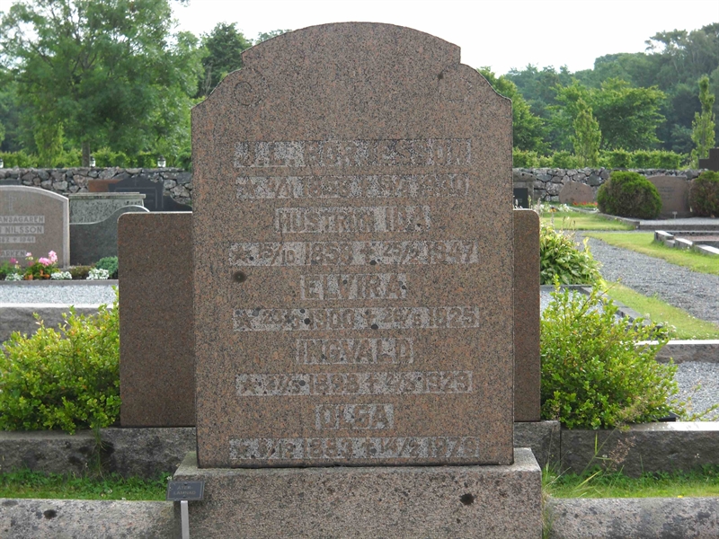 Grave number: 1 03  112