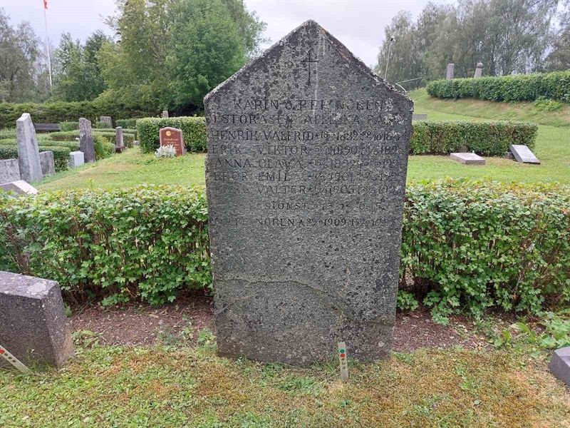 Grave number: FÖ 1    92