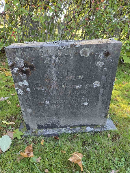 Grave number: T A E   926-927