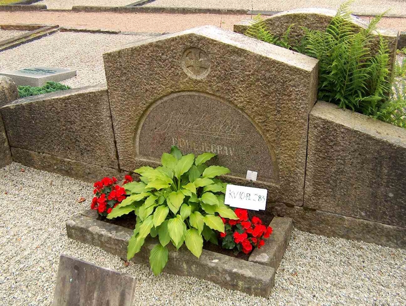 Grave number: HÖB 10   283