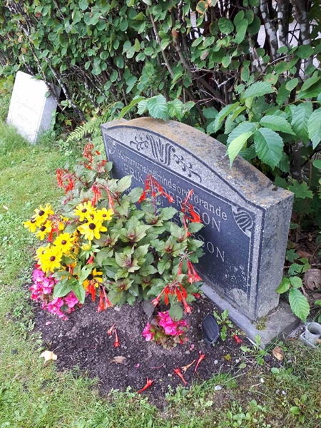 Gravnummer: NK F G    57