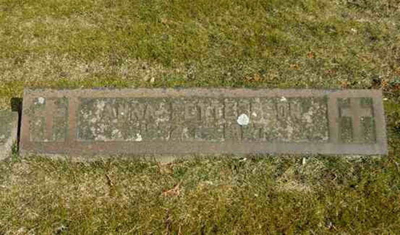 Grave number: SN D    34