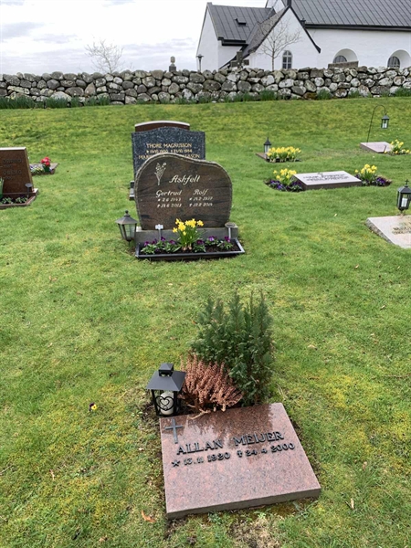 Grave number: SÖ N    95