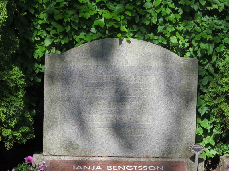 Grave number: HÖB N.RL    36
