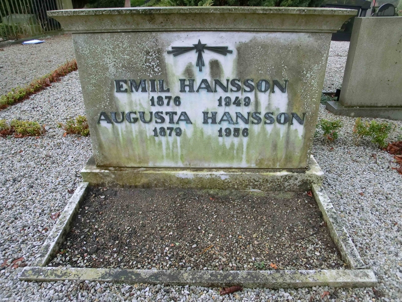 Grave number: LB A 123-124