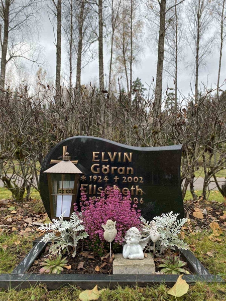 Grave number: 1 29     26