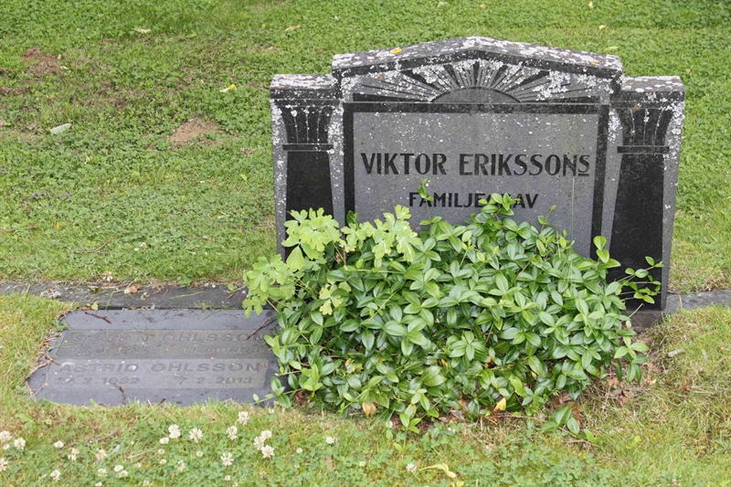 Grave number: GK SION    51, 52