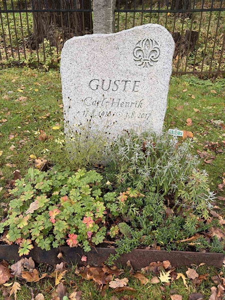 Grave number: 1 AB    27