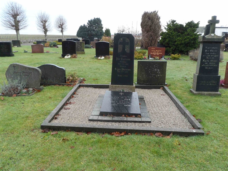 Grave number: 2 01   958